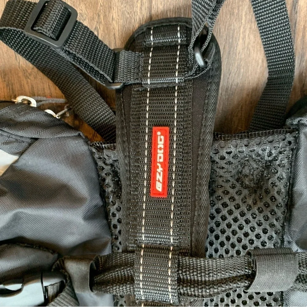 Ezydog Dog Backpack Summit w/Chest Plate Harness Size M